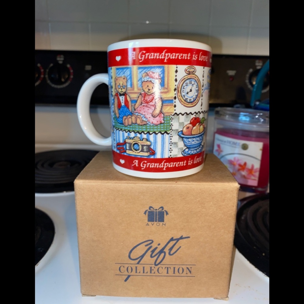 Avon Vintage Very Special Grandparent Mug